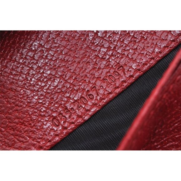 Gucci red leather wallet w square silver G clasp - Picture 2 of 15